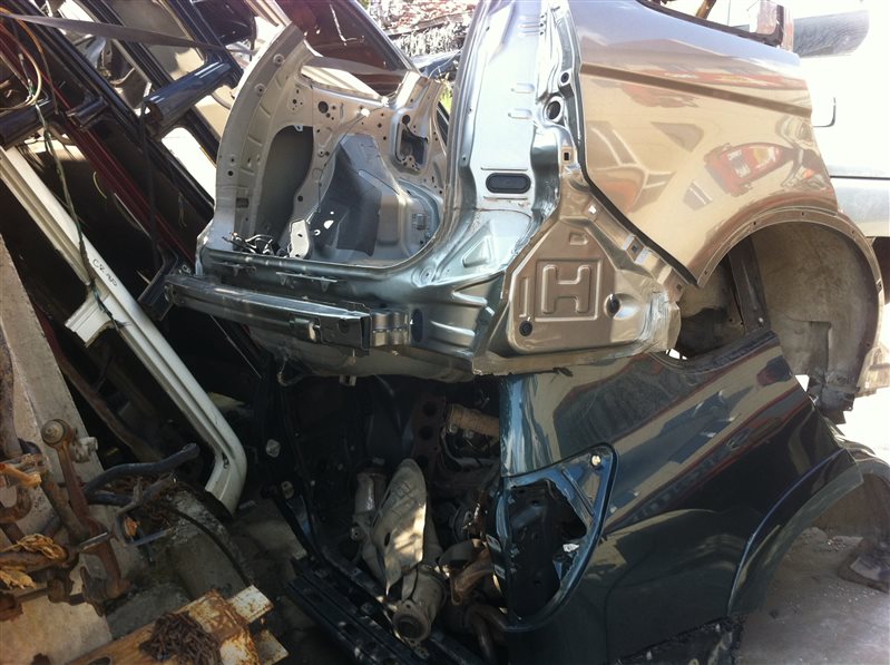 Задняя часть Honda Crv RE Задняя часть Honda Crv RE