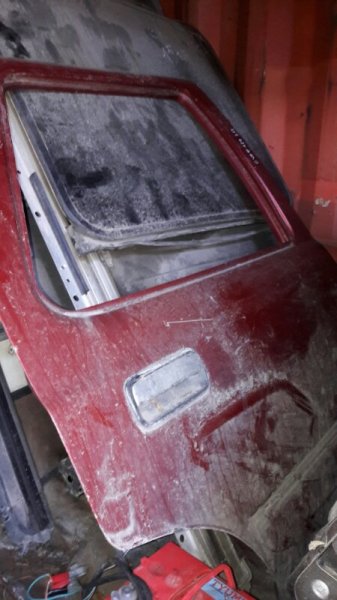 Дверь Toyota Hilux Surf 130 2LT 1992 задняя правая