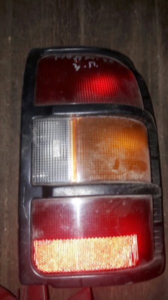 Стоп Mitsubishi Pajero V44, V46, V27 4D56 1994 задний