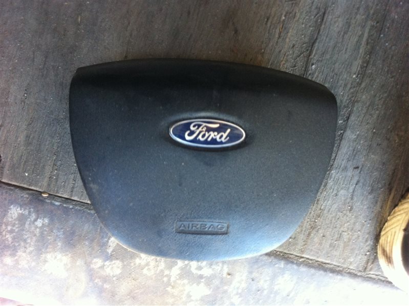 Airbag подушка безопасности на руль Ford Focus
