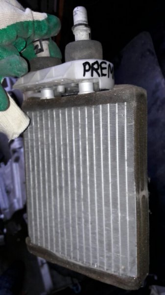 Радиатор отопителя Mazda Premacy CP8W FP 2001