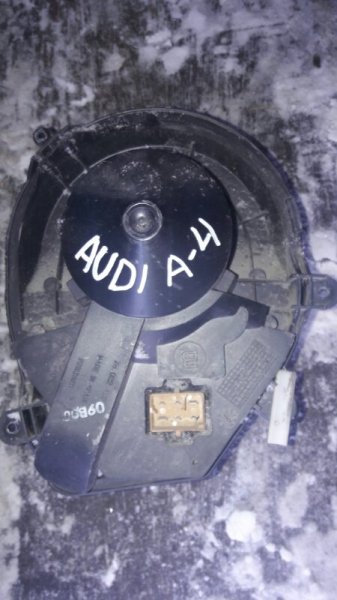 Мотор печки Audi A4 B5 УНИВЕРСАЛ ARG 1.8 НЕ ТУРБО 2000