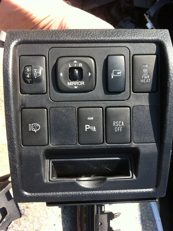 Блок кнопок Toyota Land Cruiser 200 2012