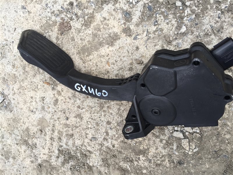 Педаль акселератора ( газа ) Lexus Gx460 150 1UR 2015