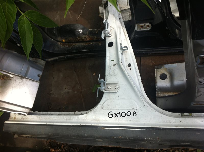Порог кузовной Toyota Mark Ii GX100 правый