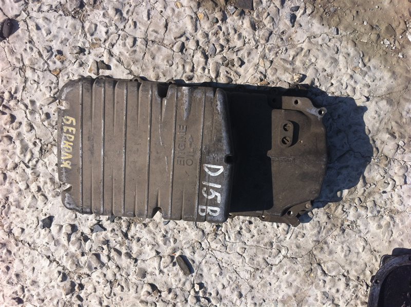 Поддон двигателя Honda D15B Поддон двигателя Honda D15B