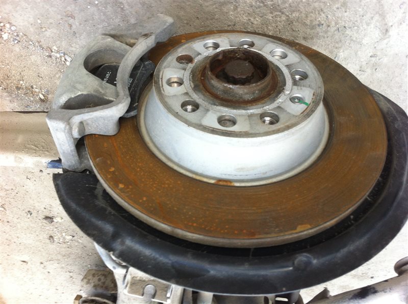 Тормозной диск Volkswagen Tiguan 5N2 2.0TFSI 2014 задний