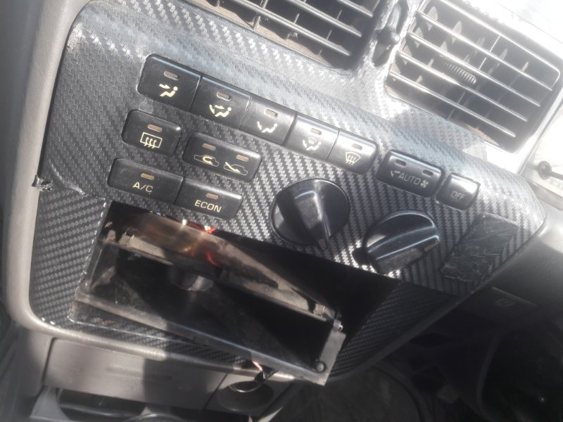 Блок управления климат-контролем Toyota Camry SV35, SV30, SV32, SV33 3SFE, 4SFE 1992