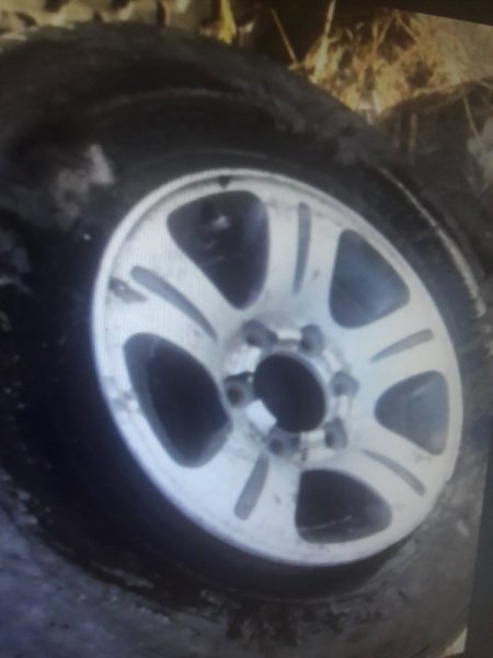 Диск литой R15 / 6x139.7 Диск литой R15 / 6x139.7