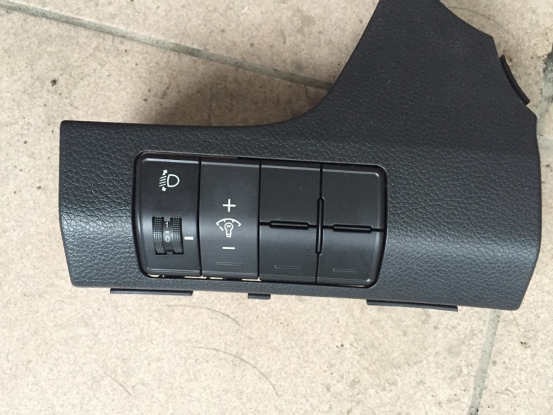 Блок кнопок Hyundai I30 GD G4F 2014