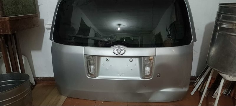 Дверь багажника Toyota Probox NCP59 1NZFE 2009