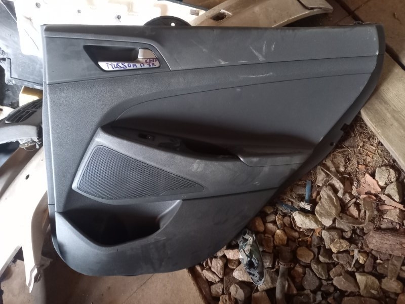 Обшивка двери Hyundai Tucson TL 2019 задняя правая