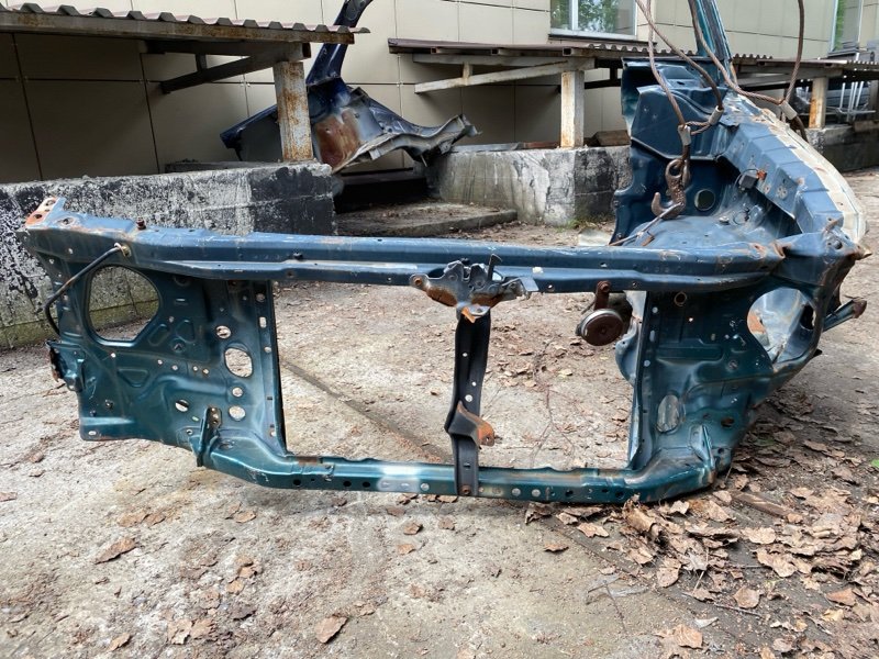 Рамка радиатора Toyota Land Cruiser Prado KZJ95 2000