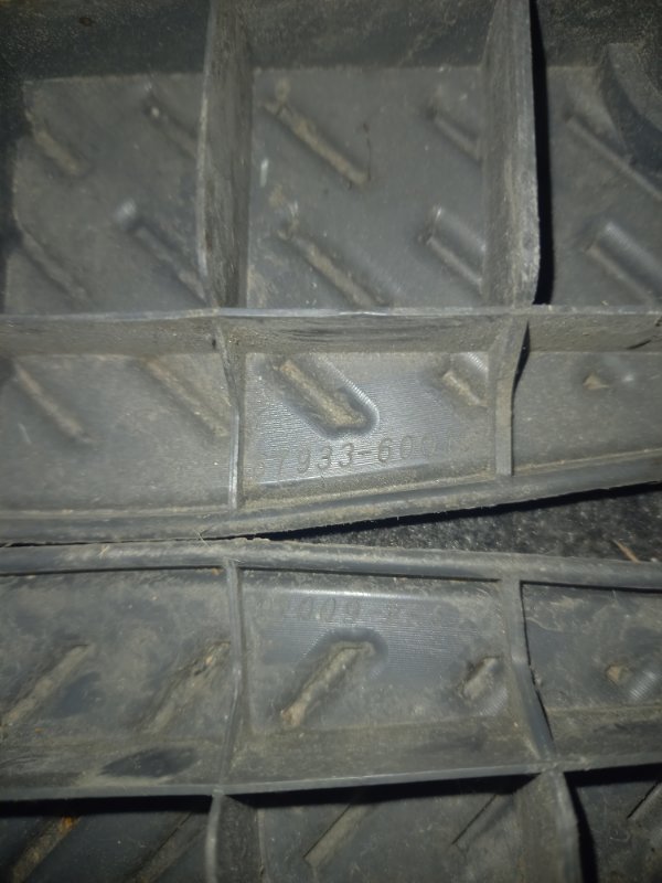 Накладка на порог задняя Lexus GX470 UZJ120 2UZFE