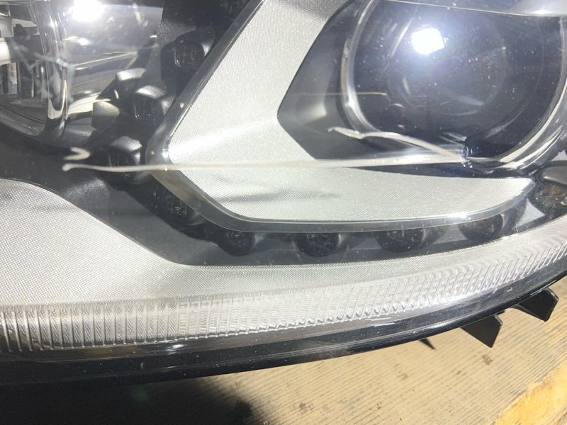 Фара левая Tiguan 5N1 Фара левая Tiguan 5N1