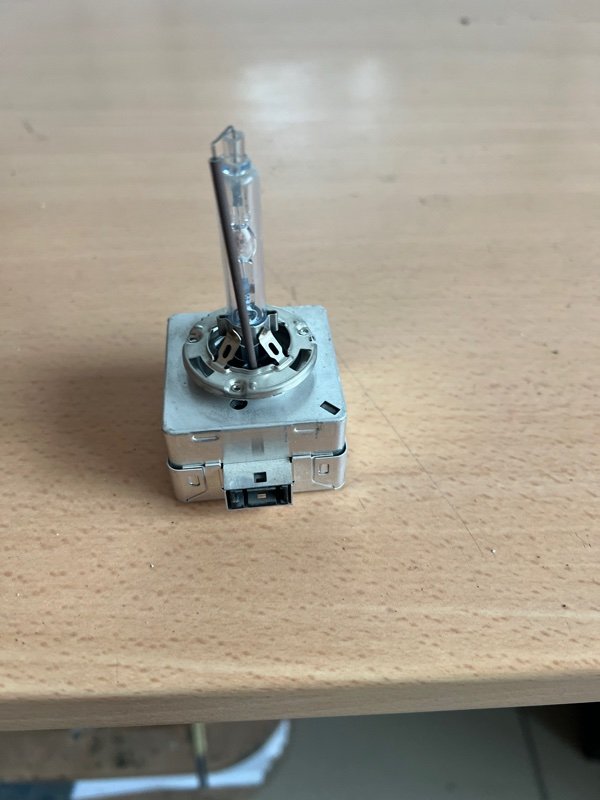 Лампа ксенон 9285304244H Б/У