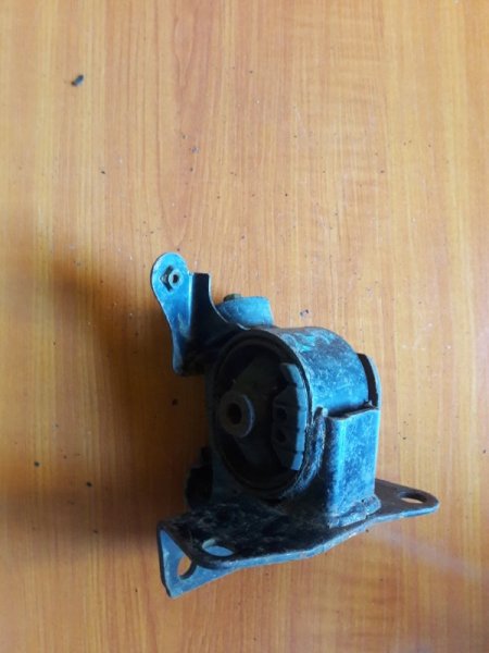 Подушка двигателя Toyota Ipsum ACM26W 2AZ-FE