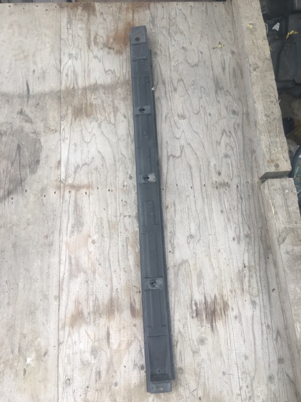 Крепление порога Mercedes Benz Ml 350 W164.186 M272E35 2007 правое