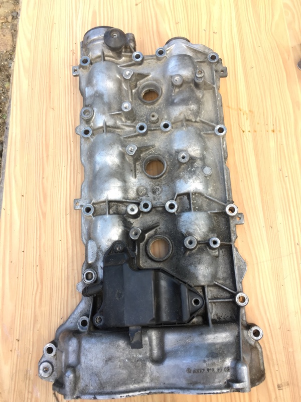 Клапанная крышка двигателя Mercedes Benz Ml 350 W164.186 M272E35 2007