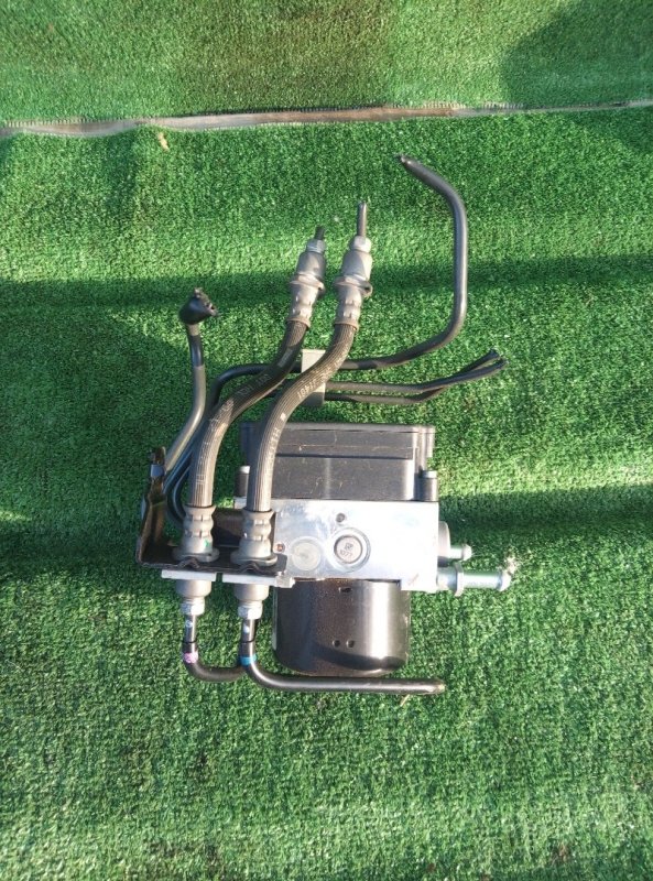 Блок abs Subaru Xv GP7 FB20 2012