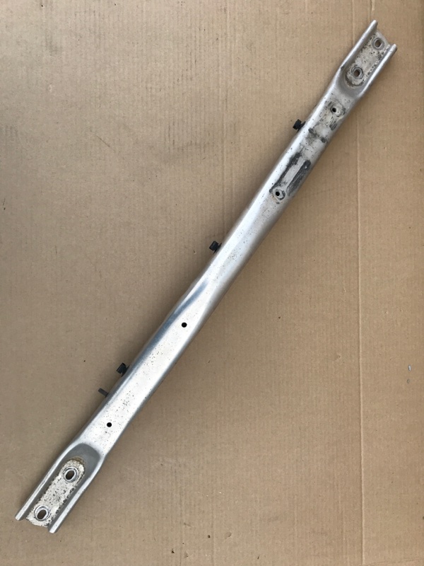 Распорка Bmw X5 E70 N52B30 2009 передняя