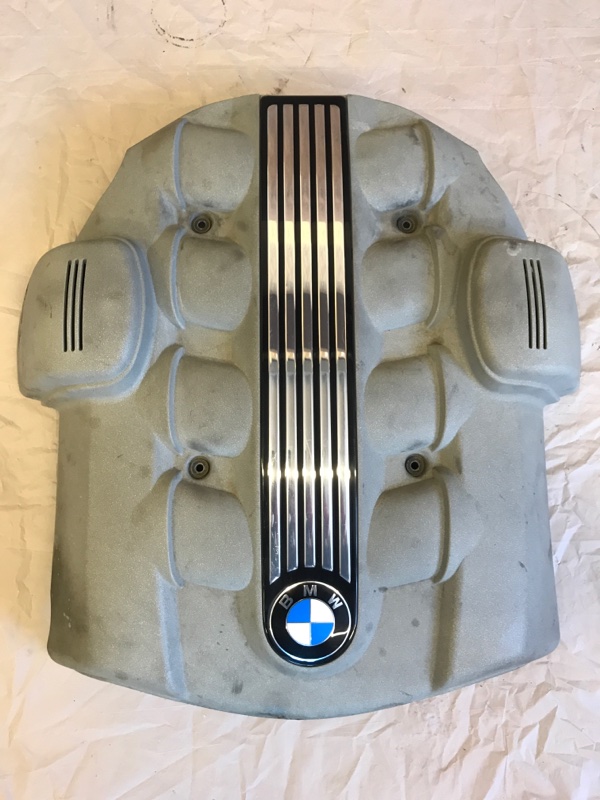 Крышка двс декоративная Bmw X5 E53 N62B44 2004