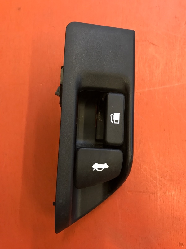 Ручка открывания бензобака Toyota Camry AVV50 2AR-FXE 2013