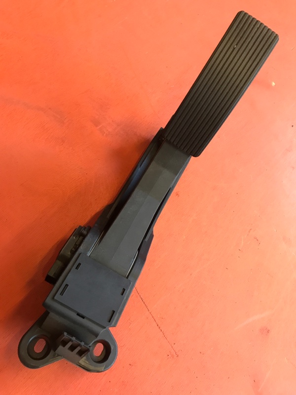 Педаль газа Mercedes Benz Ml 500 W164.175 113.964 2005