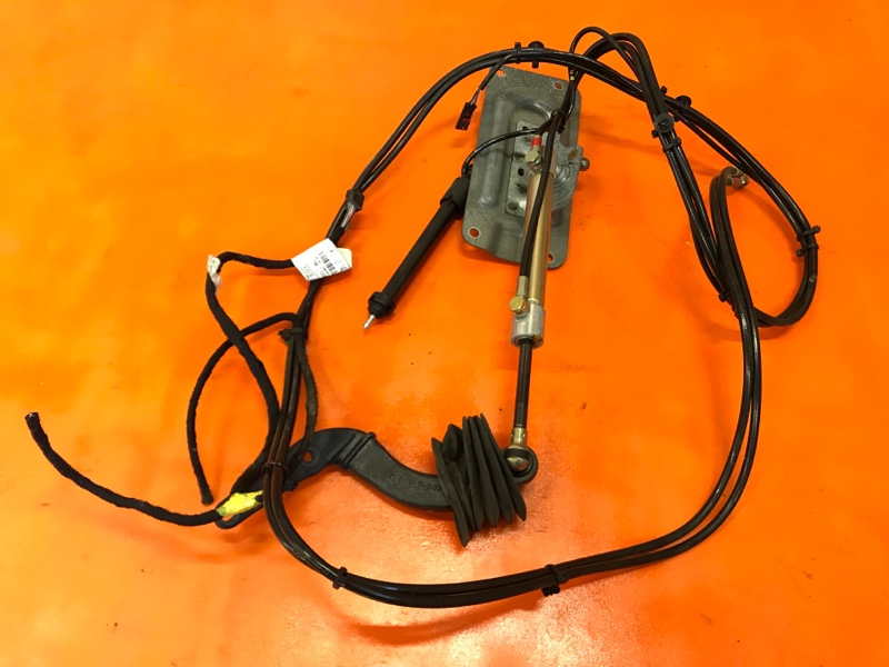 Доводчик крышки багажника Mercedes Benz Gl550 W164 M273E55 2006