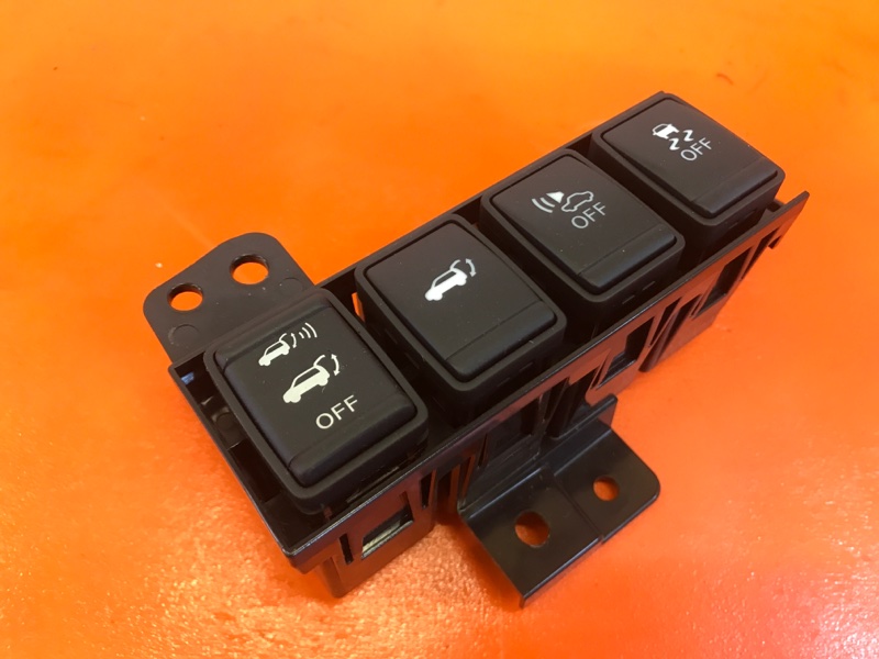 Кнопки прочее Nissan X-Trail HNT32 MR20