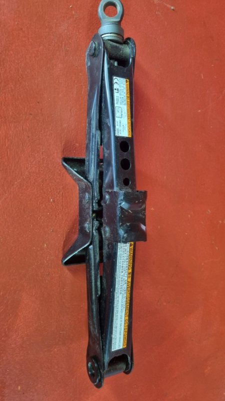 Домкрат Nissan X-Trail HNT32 MR20