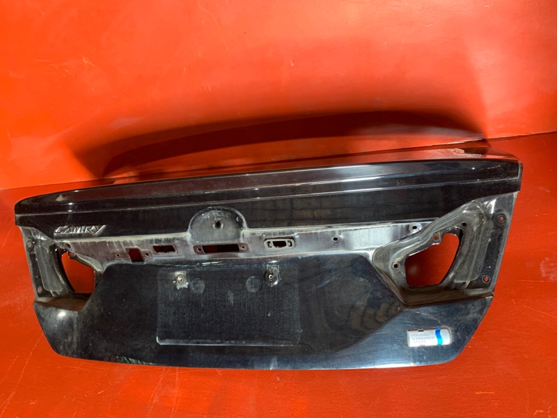 Крышка багажника Toyota Camry AVV50 2AR-FXE 2015