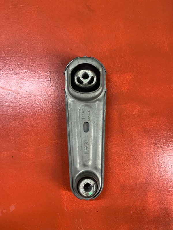 Подушка акпп Nissan X-Trail HNT32 MR20-RM31 2016