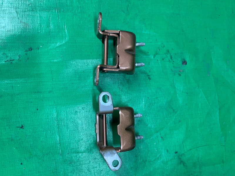 Петля багажника Nissan X-Trail HNT32 MR20-RM31 2016
