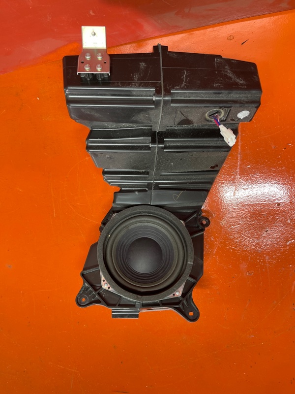 Сабвуфер Lexus Rx450 GYL16 2GR-FXE