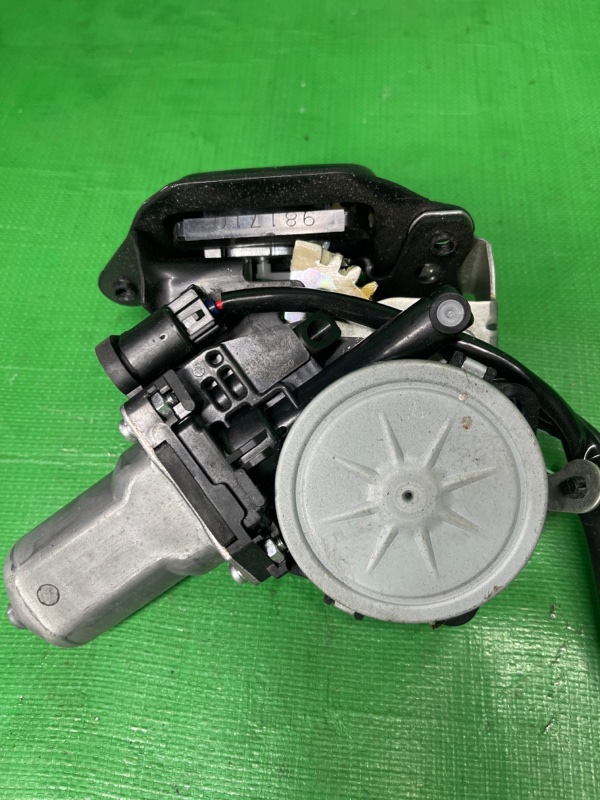 Замок багажника Lexus Rx450 GYL16 2GR-FXE