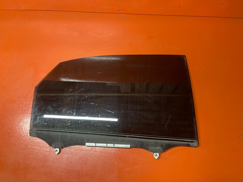 Стекло боковое Lexus Rx450 GYL16 2GR-FXE заднее правое
