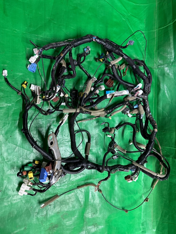 Коса подкапотная Honda Vezel RV6 2022
