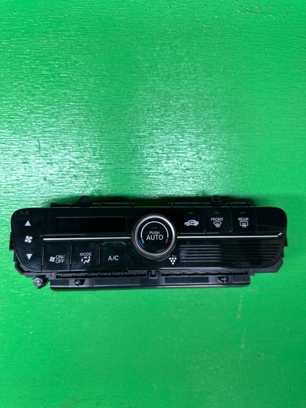 Блок управления климат-контролем Honda N-Box Custom JF3 S07B 2019 ПРОБЕГ 44700 КМ!!!