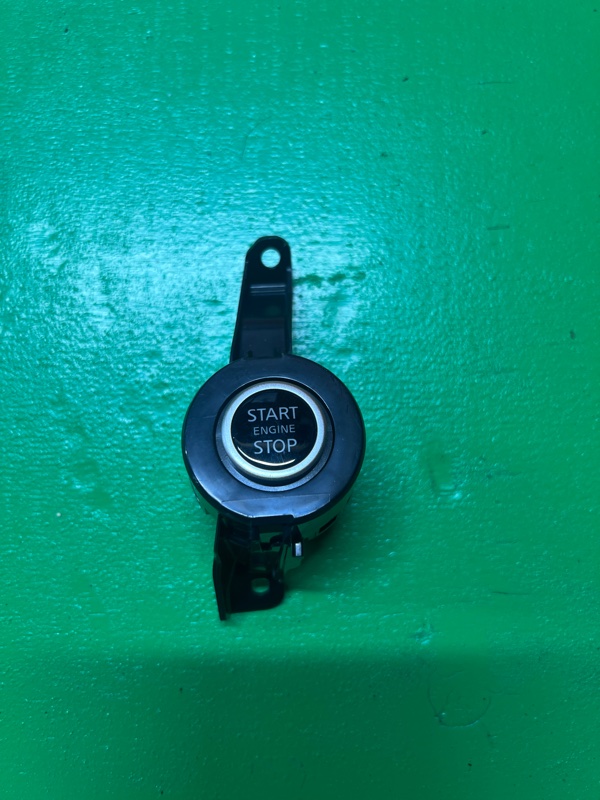 Старт стоп кнопка Nissan Roox B44A BR06-SM21 2020 ПРОБЕГ 3100КМ !!!!