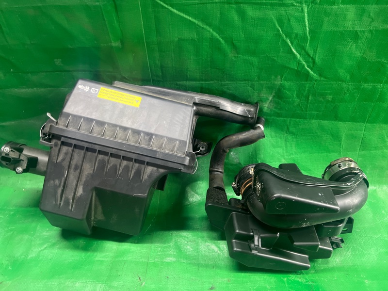 Корпус воздушного фильтра Nissan Roox B44A BR06-SM21 2020 ПРОБЕГ 3100КМ !!!!