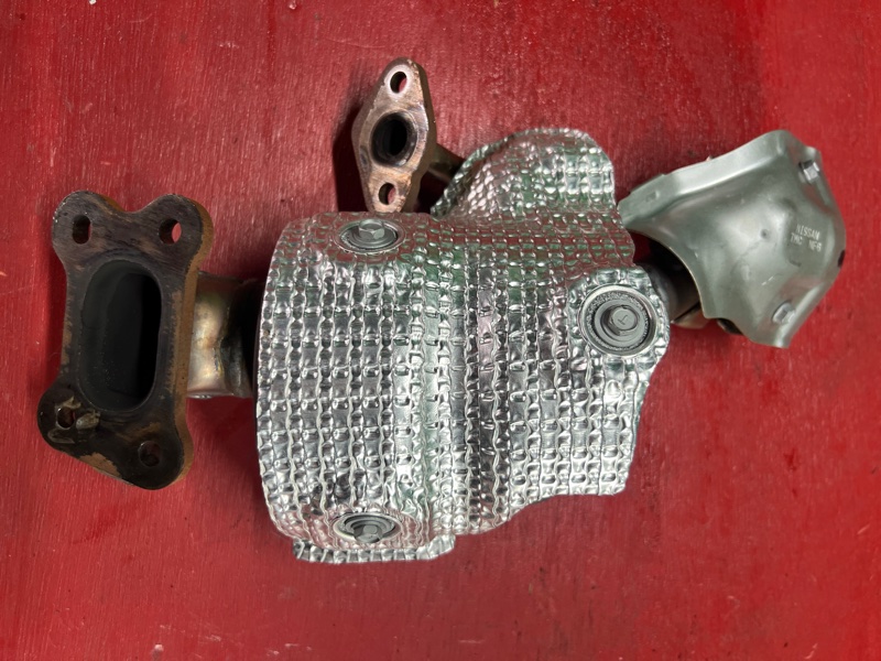 Коллектор выпускной Nissan Dayz B43W BR06 2022 ПРОБЕГ 4600 КМ!!!!
