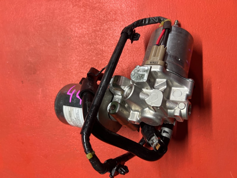 Вакуумный насос Toyota Prius ZVW51 2ZR-1NM 2020 ПРОББЕГ 55.700 КМ!!