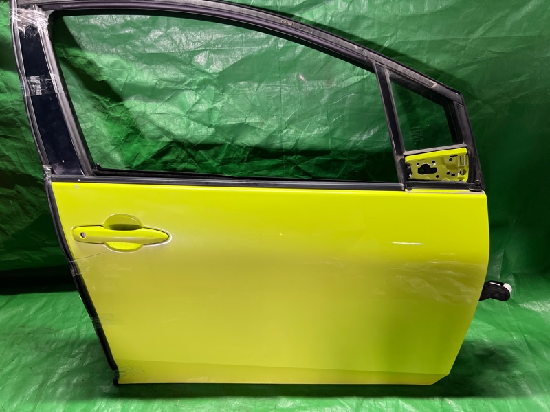 Дверь Toyota Prius ZVW51 2ZR-1NM 2020 ПРОББЕГ 55.700 КМ!! передняя правая