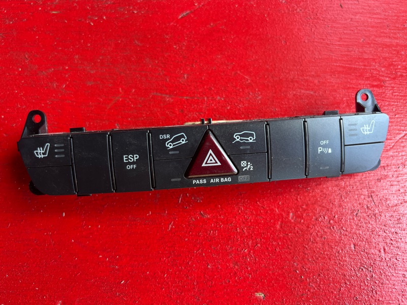 Кнопка обогрева сидений Mercedes Benz Ml 350 W164.186 272 2009