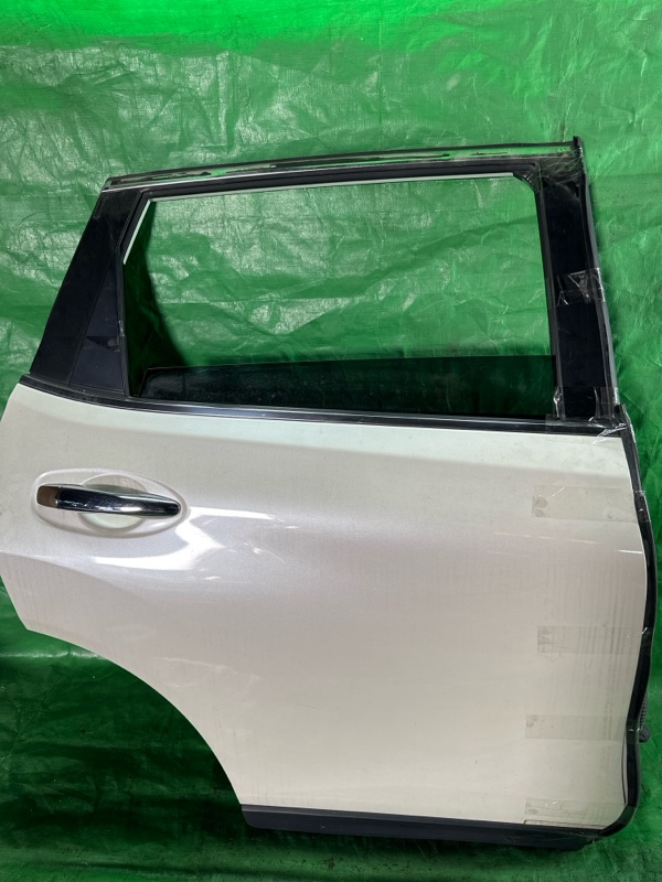 Дверь Nissan X-Trail NT32 MR20 2015 задняя правая