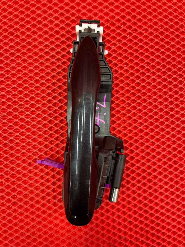 Ручка двери внешняя Toyota Yaris Cross MXPJ15 2020 задняя левая