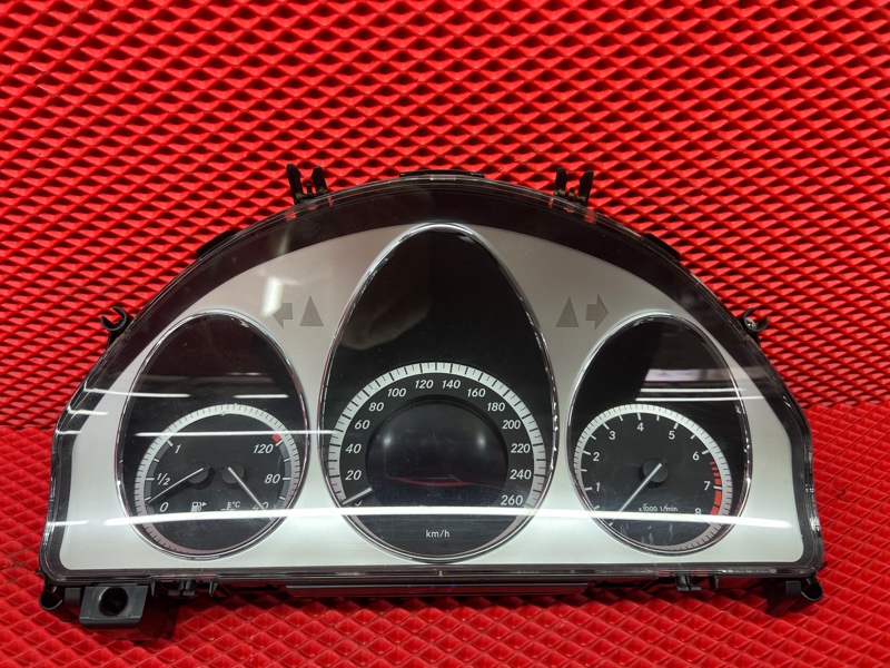 Спидометр Mercedes Benz Glk-Class X204 M272E30 2009