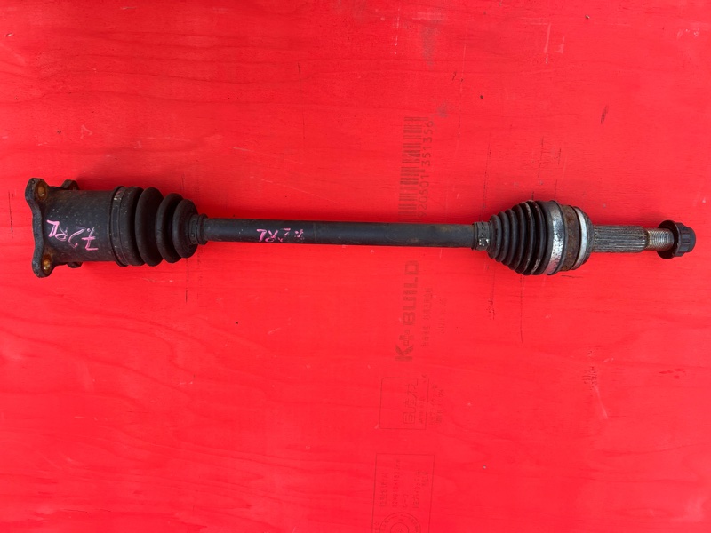 Привод , полуось Toyota Yaris Cross MXPJ15 M15A-1NM-1MM 2020 задний левый