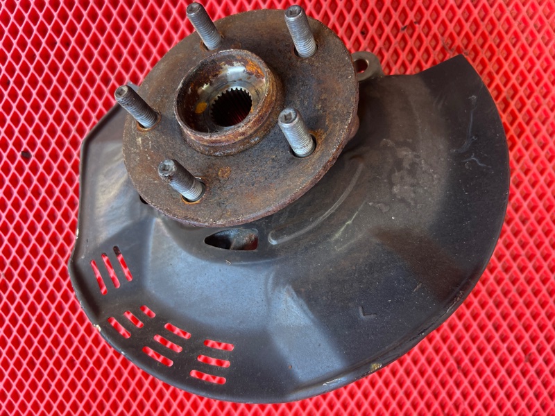 Ступица Toyota Yaris Cross MXPJ15 M15A-1NM-1MM 2020 передняя левая